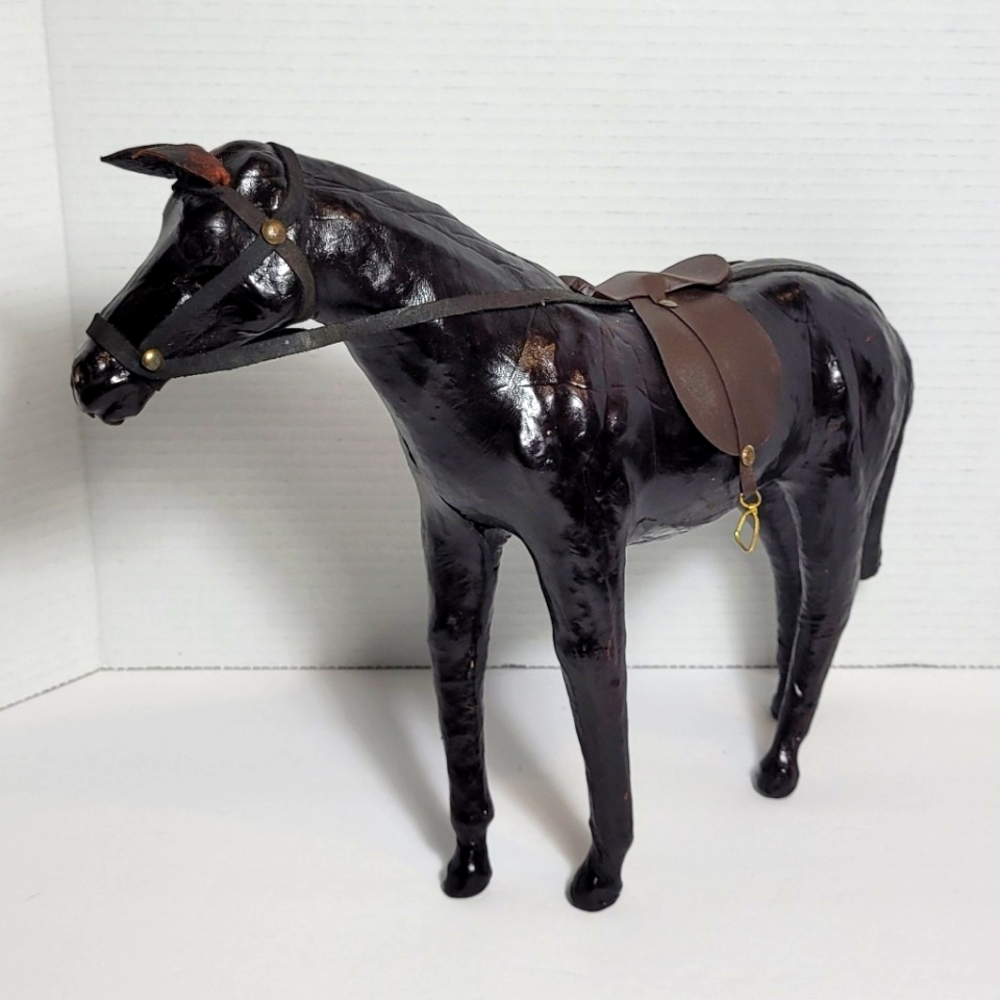 Vintage Brown Leather Wrapped Horse Statue Figure With Saddle - Picture 8 of 12